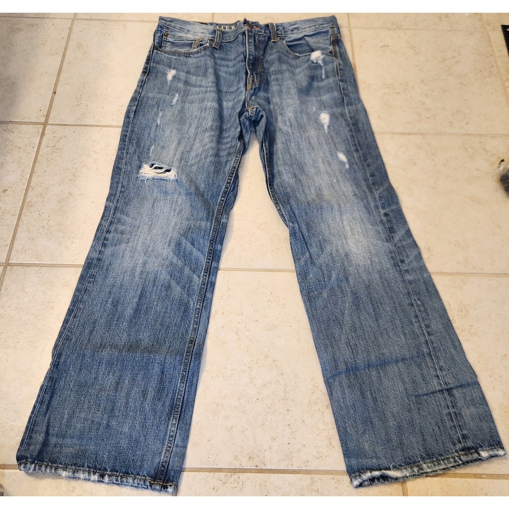 American Eagle Mens‎ Bootcut Distressed Medium Wash Blue Denim Jeans 34x32